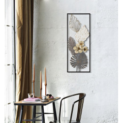 Panneau mural classique – L’élégance intemporelle du fer (28,6 x 5,1 x 74,3 cm)