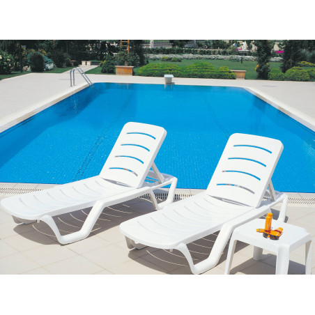 Ensemble de 4 chaises longues de style Bahama blanc