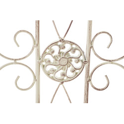 Ensemble de 4 cl?tures de jardin, blettes, cr?me antique