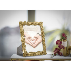 Marco de fotos Leavy – 26 × 2 × 30,7 cm
