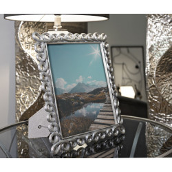 Cornice portafoto traforata – 26 × 2,2 × 31,3 cm (dimensione interna: 20 × 25 cm)
