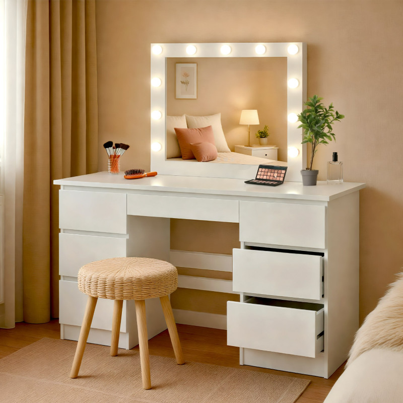 Coiffeuse blanche Duffy