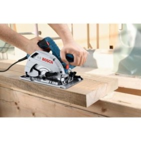 BOSCH Professionnal - Scie circulaire GKS 165 + 1 lame bois