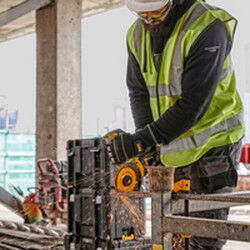 Ponceuse à bande Dewalt DCG418NT-XJ