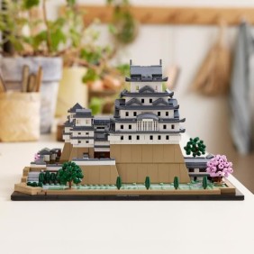 LEGO Architecture 21060 Le Château d'Himeji, Kit de Construction de Maquettes pour Adultes Fans de la Culture Japonaise