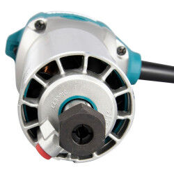 Fraiseuse Makita RT0702C