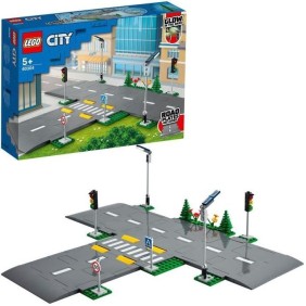 LEGO City 60304 Intersection a assembler, Jeu construction ville avec panneaux et routes a imbriquer pour garçon ou fille