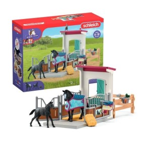 Box pour cheval avec jument et poulain, coffret schleich avec 34 éléments inclus dont 2 chevaux schleich, coffret figurines pour