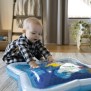 BABY EINSTEIN Tapis d'éveil et matelas a eau Découverte de l'océan