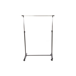 Porte-manteau à Roulettes...