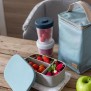 BEABA, Boîte repas enfant en inox, couvercle en silicone et housse de protection, Gris velours et bleu