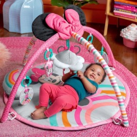 DISNEY BABY Tapis d'éveil Minnie My Best Friend, Musique et Lumieres, Arche de jeu avec 6 jouets, Coussin de support position pl