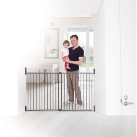 DREAMBABY Barriere de sécurité Extra large BROADWAY Gro Gate - A visser -  L 76/134,5 x H 76 cm - Grise