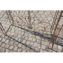 Arche de roses avec portail Melissa brun antique