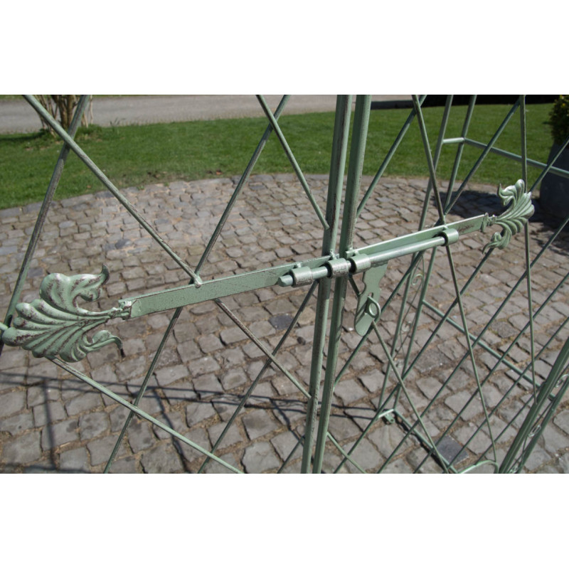 Arche de roses avec portail Melissa vert antique