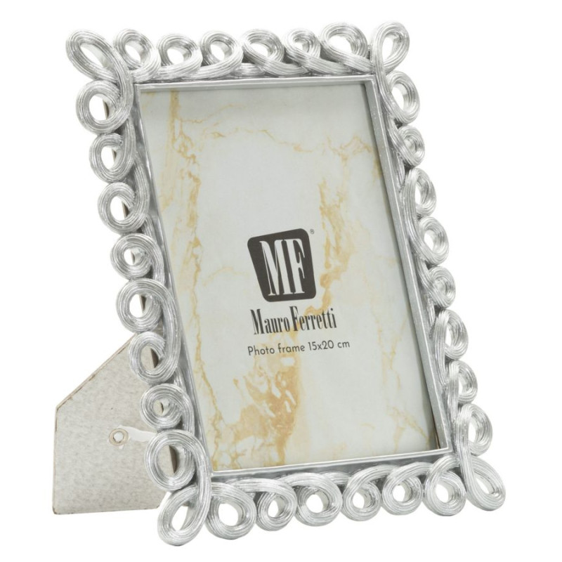 Cadre photo Creux – 20,8 × 1,9 × 25,9 cm (dimension intérieure : 15 × 20 cm)